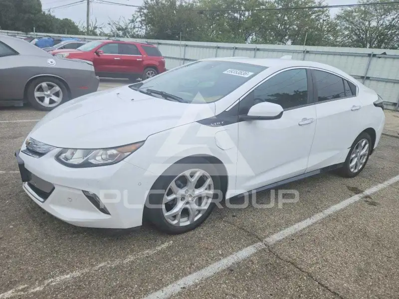 2017 Chevrolet Volt photo
