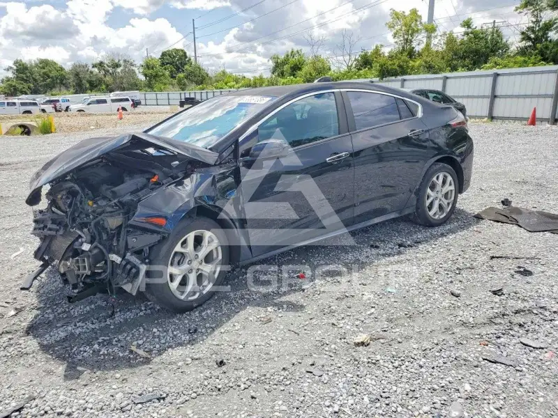 2017 Chevrolet Volt photo