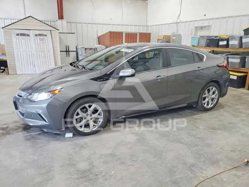 2017 Chevrolet Volt фото
