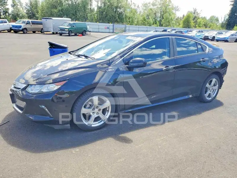 2017 Chevrolet Volt photo