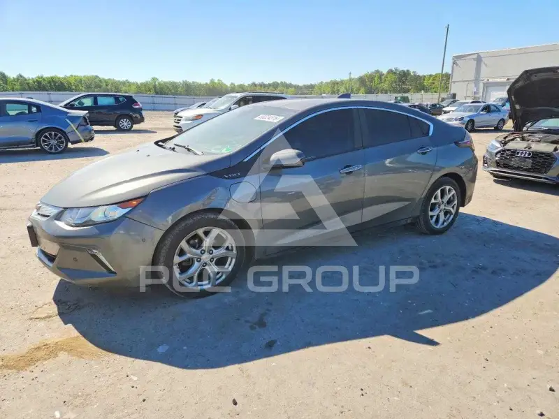 2017 Chevrolet Volt фото
