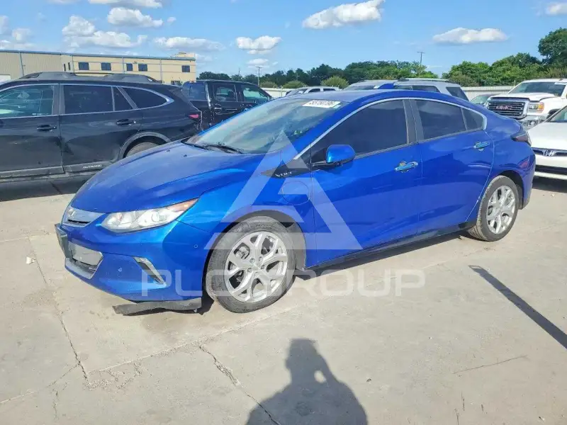 2017 Chevrolet Volt photo