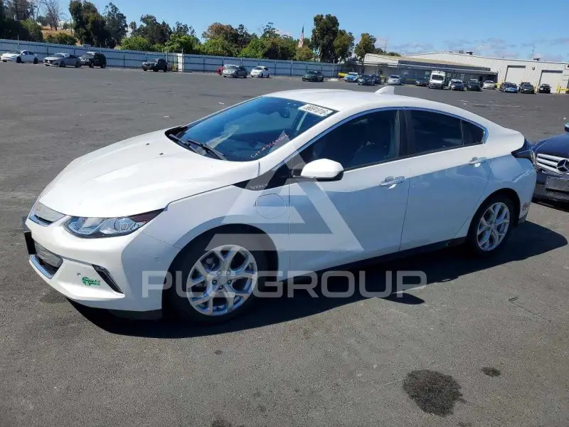 2017 Chevrolet Volt photo