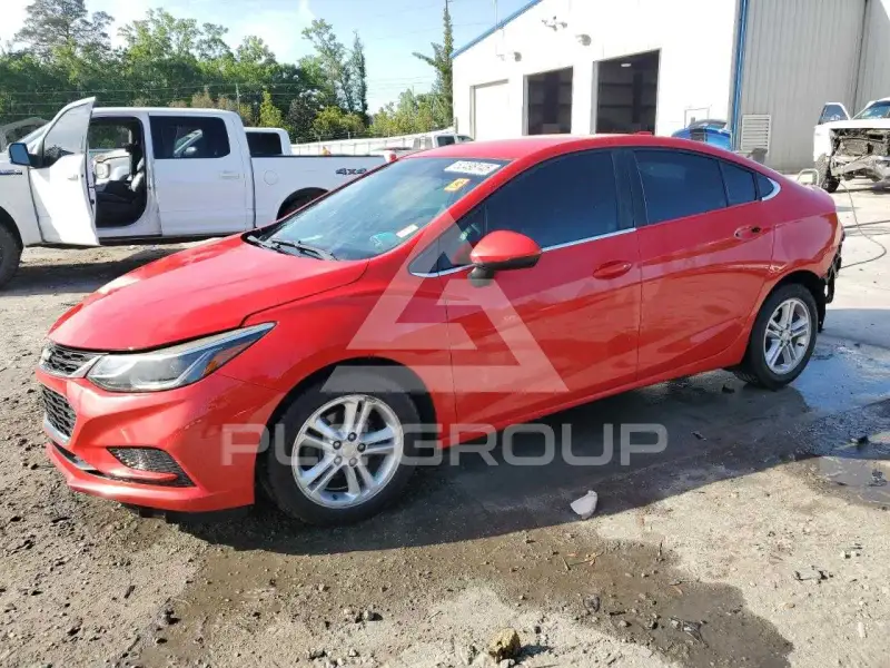 2017 Chevrolet Cruze фото