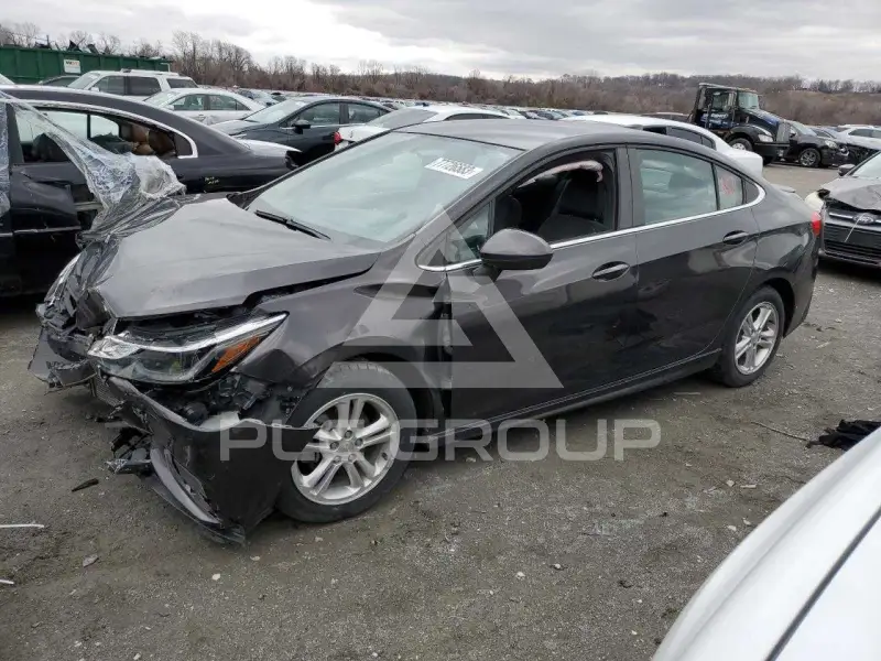 2017 Chevrolet Cruze фото