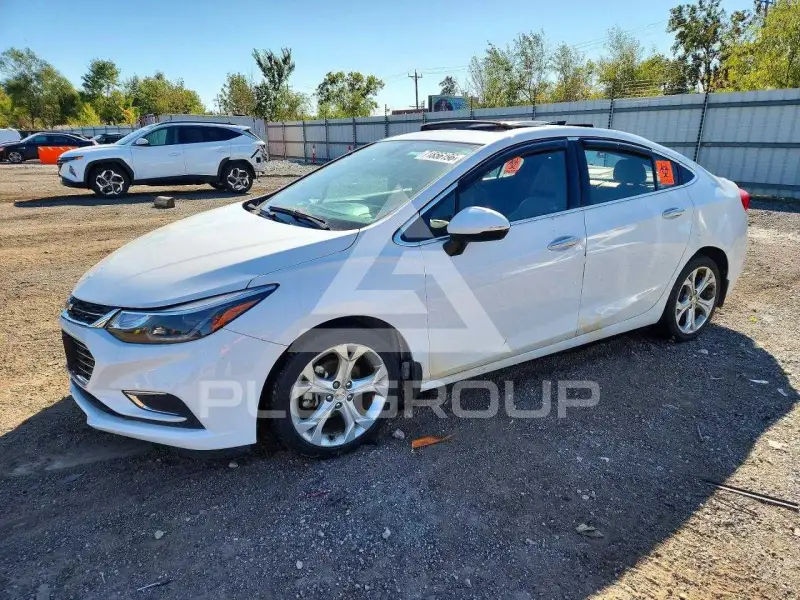 2017 Chevrolet Cruze photo