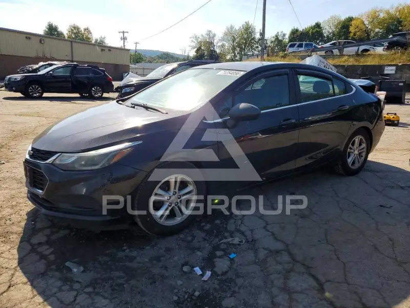 2017 Chevrolet Cruze photo