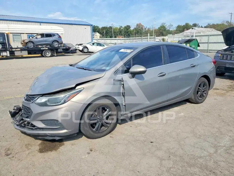 2017 Chevrolet Cruze фото