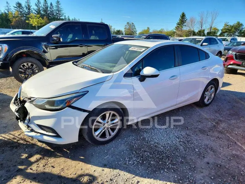 2017 Chevrolet Cruze photo