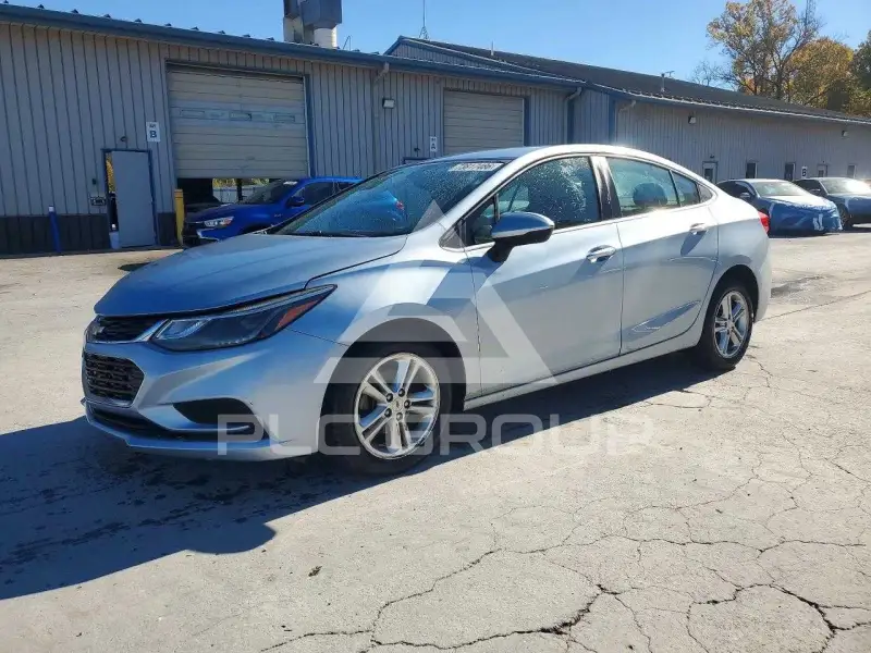 2017 Chevrolet Cruze фото