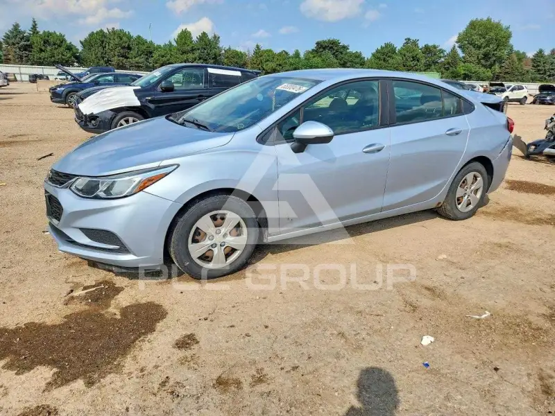 2017 Chevrolet Cruze photo