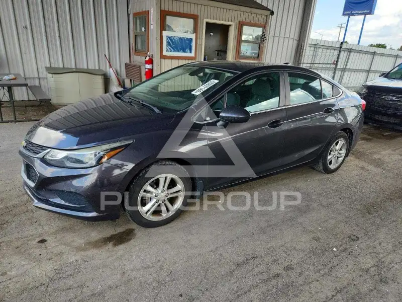 2017 Chevrolet Cruze photo
