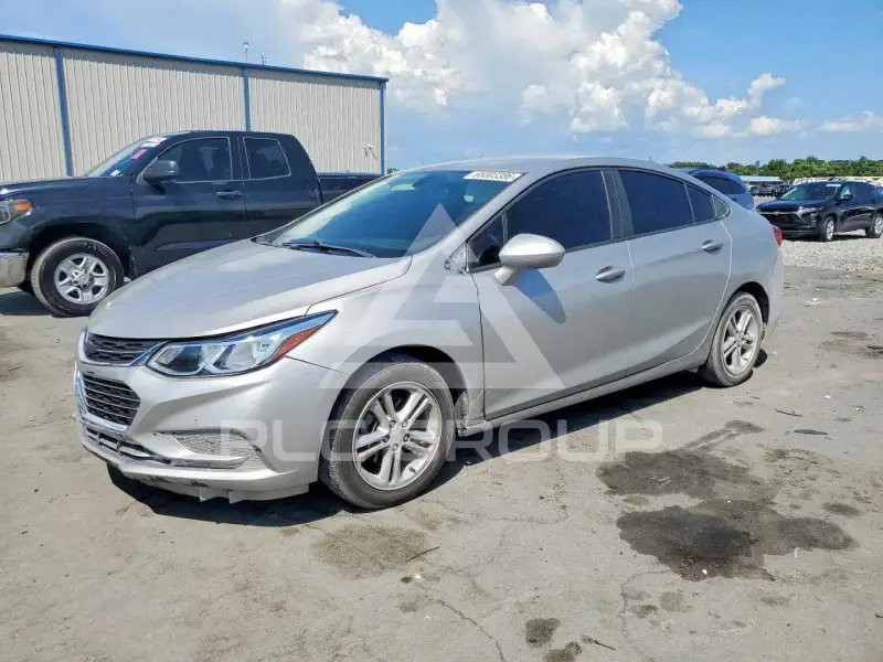 2017 Chevrolet Cruze фото