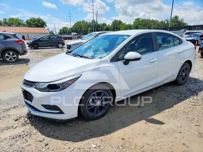 2017 Chevrolet Cruze фото