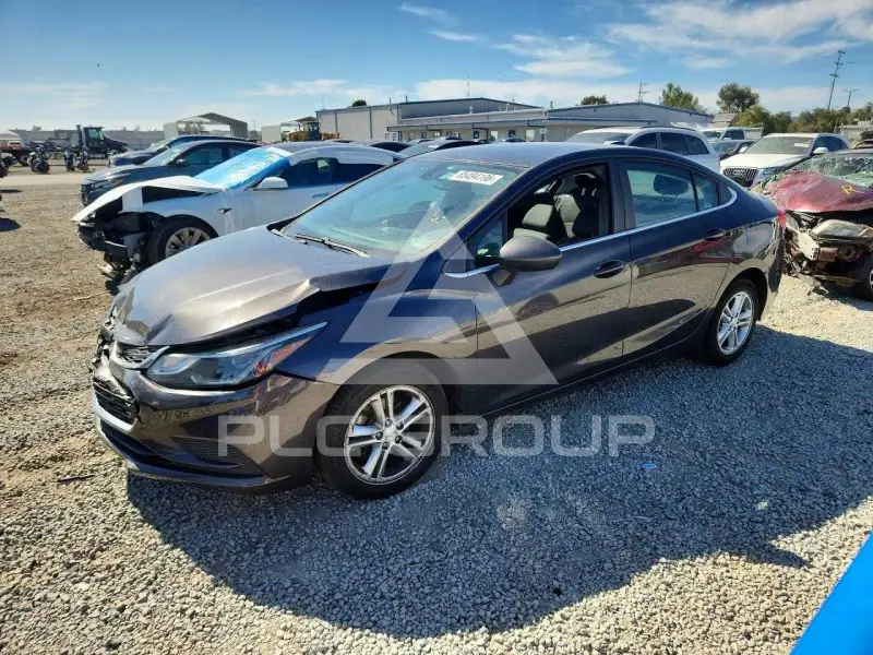 2017 Chevrolet Cruze photo
