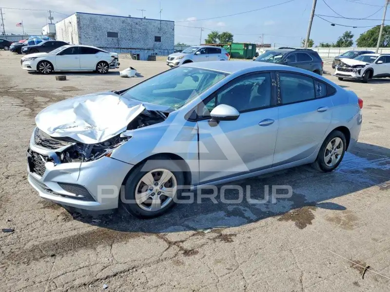 2017 Chevrolet Cruze photo
