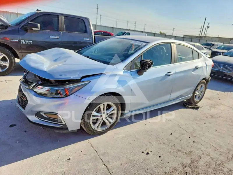 2017 Chevrolet Cruze фото