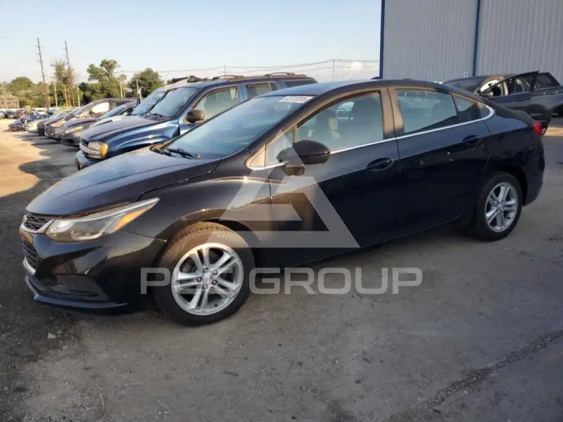 2017 Chevrolet Cruze фото