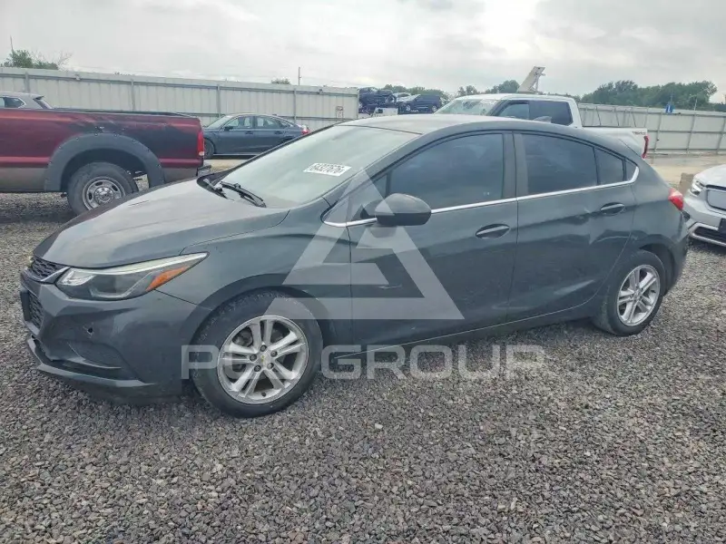 2017 Chevrolet Cruze фото