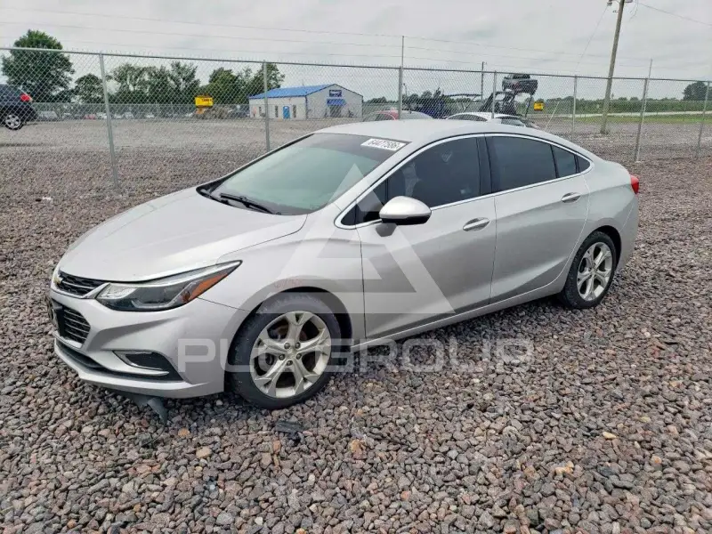 2017 Chevrolet Cruze фото