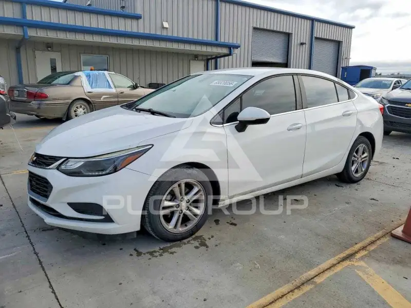 2017 Chevrolet Cruze фото