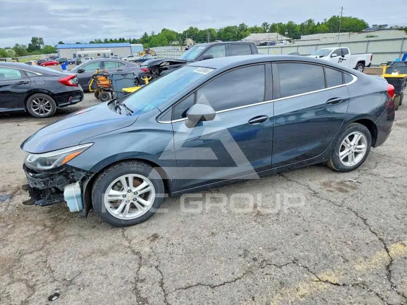 2017 Chevrolet Cruze фото