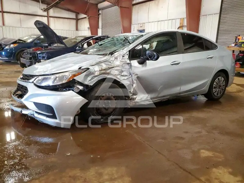 2017 Chevrolet Cruze photo