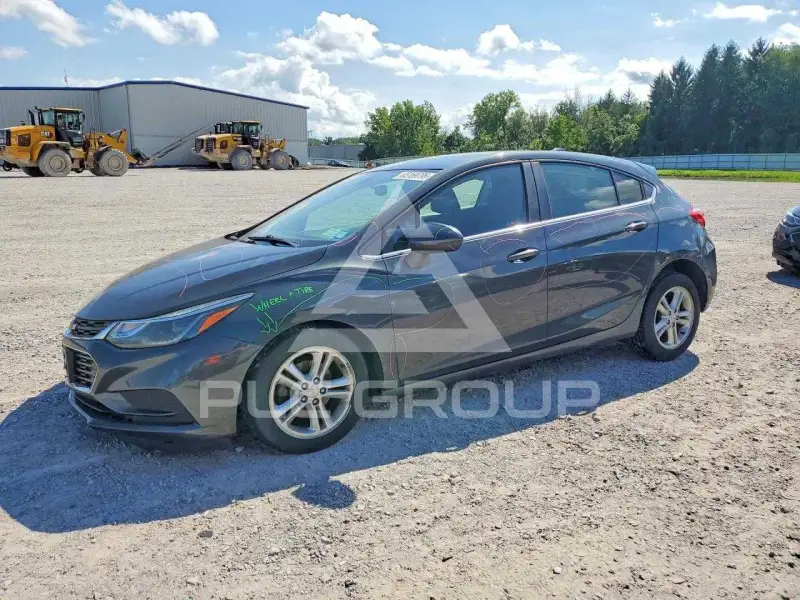 2017 Chevrolet Cruze photo