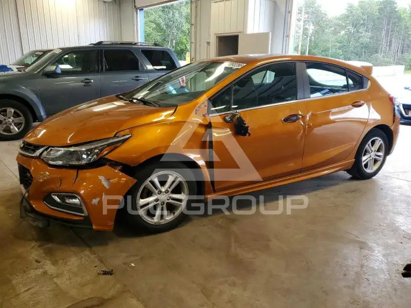 2017 Chevrolet Cruze photo