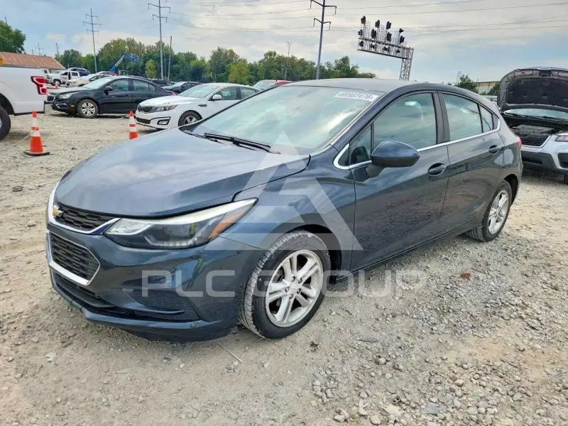 2017 Chevrolet Cruze photo