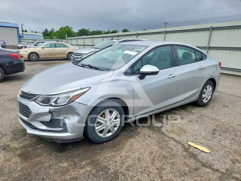 2017 Chevrolet Cruze photo