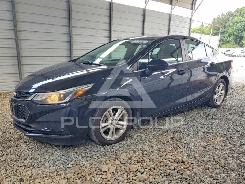2017 Chevrolet Cruze photo