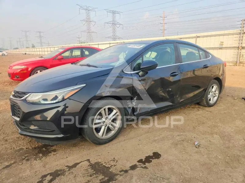 2017 Chevrolet Cruze photo