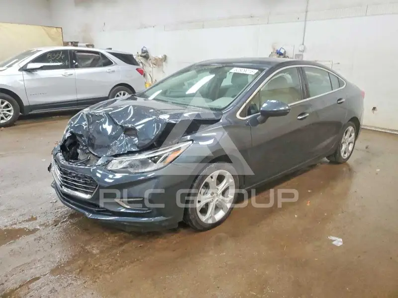 2017 Chevrolet Cruze photo