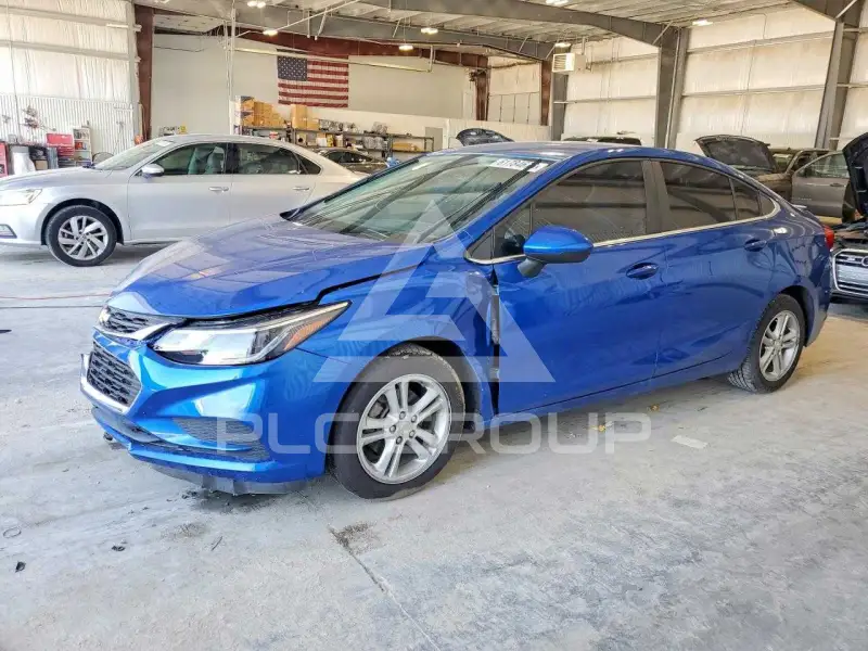2017 Chevrolet Cruze фото