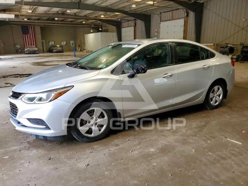 2017 Chevrolet Cruze photo
