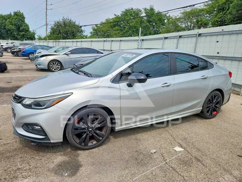 2017 Chevrolet Cruze photo