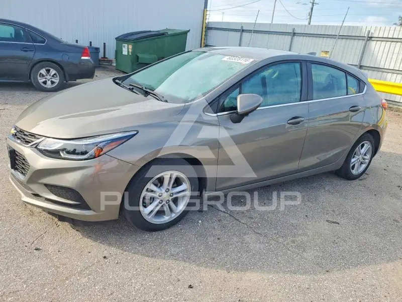 2017 Chevrolet Cruze фото