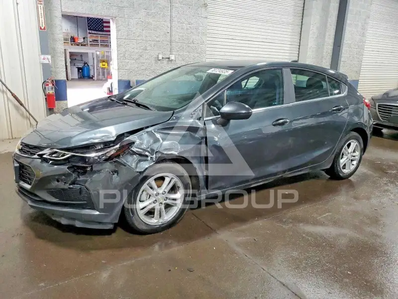 2017 Chevrolet Cruze photo
