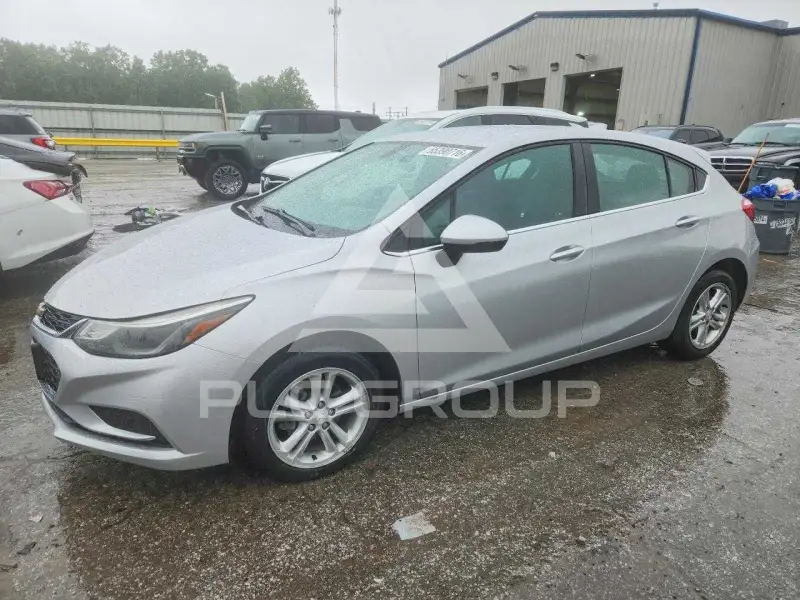 2017 Chevrolet Cruze photo