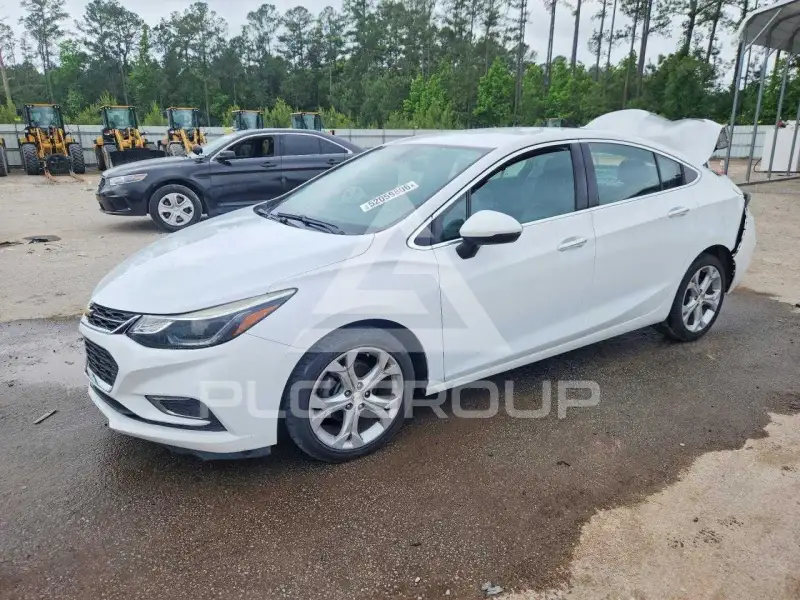 2017 Chevrolet Cruze фото