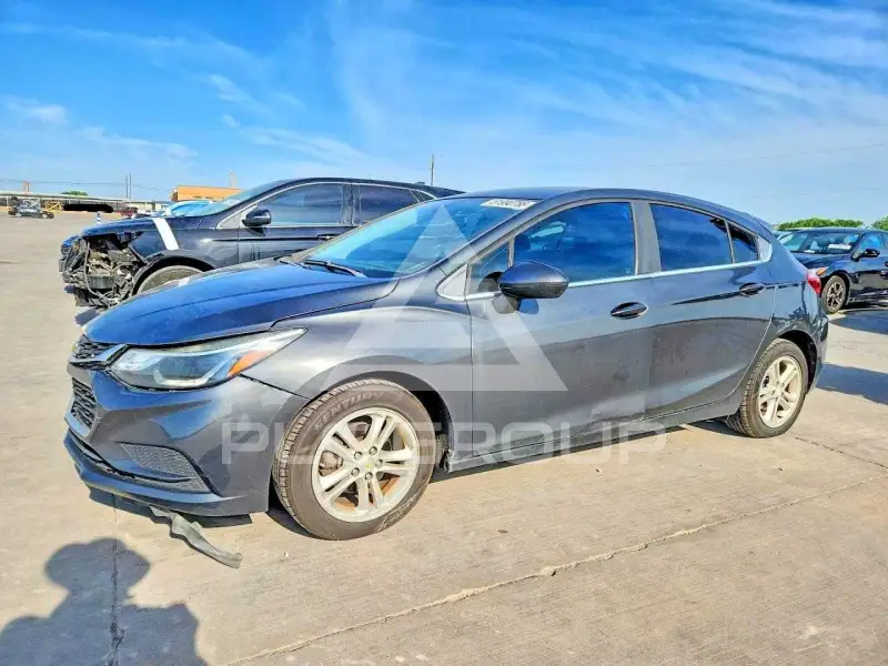 2017 Chevrolet Cruze фото