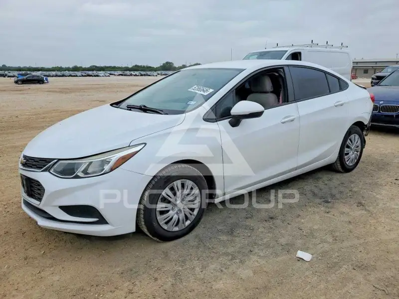 2017 Chevrolet Cruze photo
