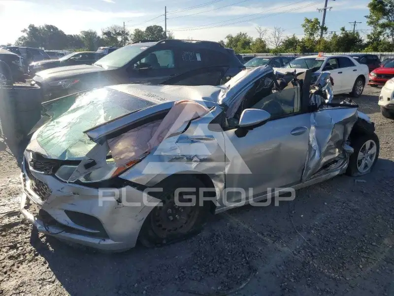 2017 Chevrolet Cruze photo