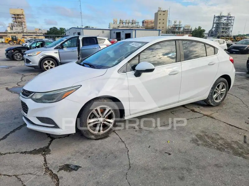 2017 Chevrolet Cruze фото