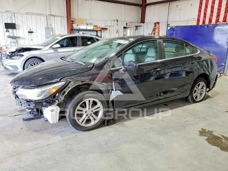 2017 Chevrolet Cruze фото