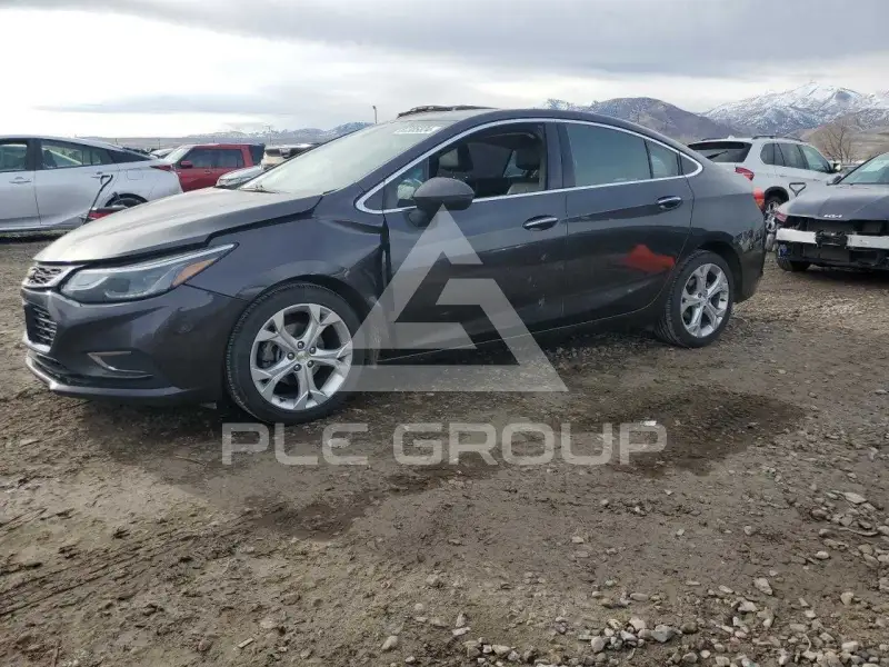 2017 Chevrolet Cruze photo