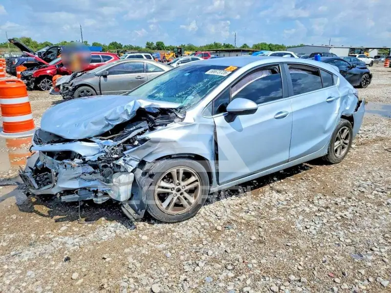 2017 Chevrolet Cruze photo