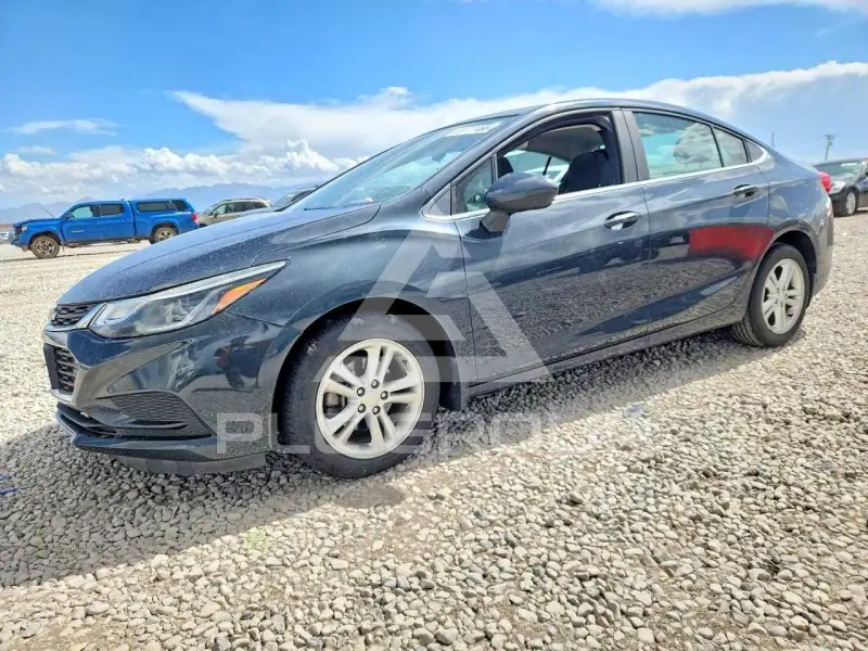 2017 Chevrolet Cruze photo