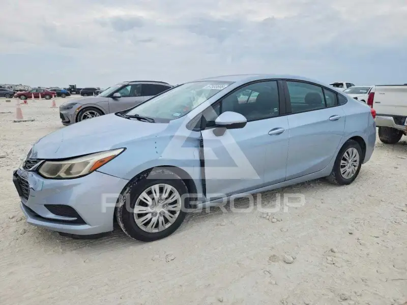 2017 Chevrolet Cruze photo